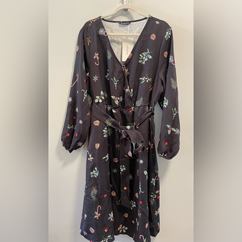 BLOOMCHIC Holiday Dress Black US 18-20